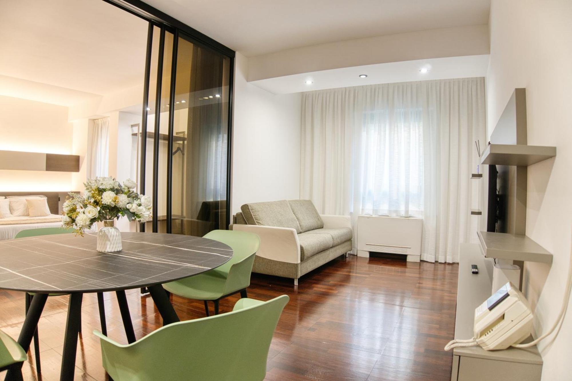 Apartment Duomo Lux - Elite In The Heart Of *