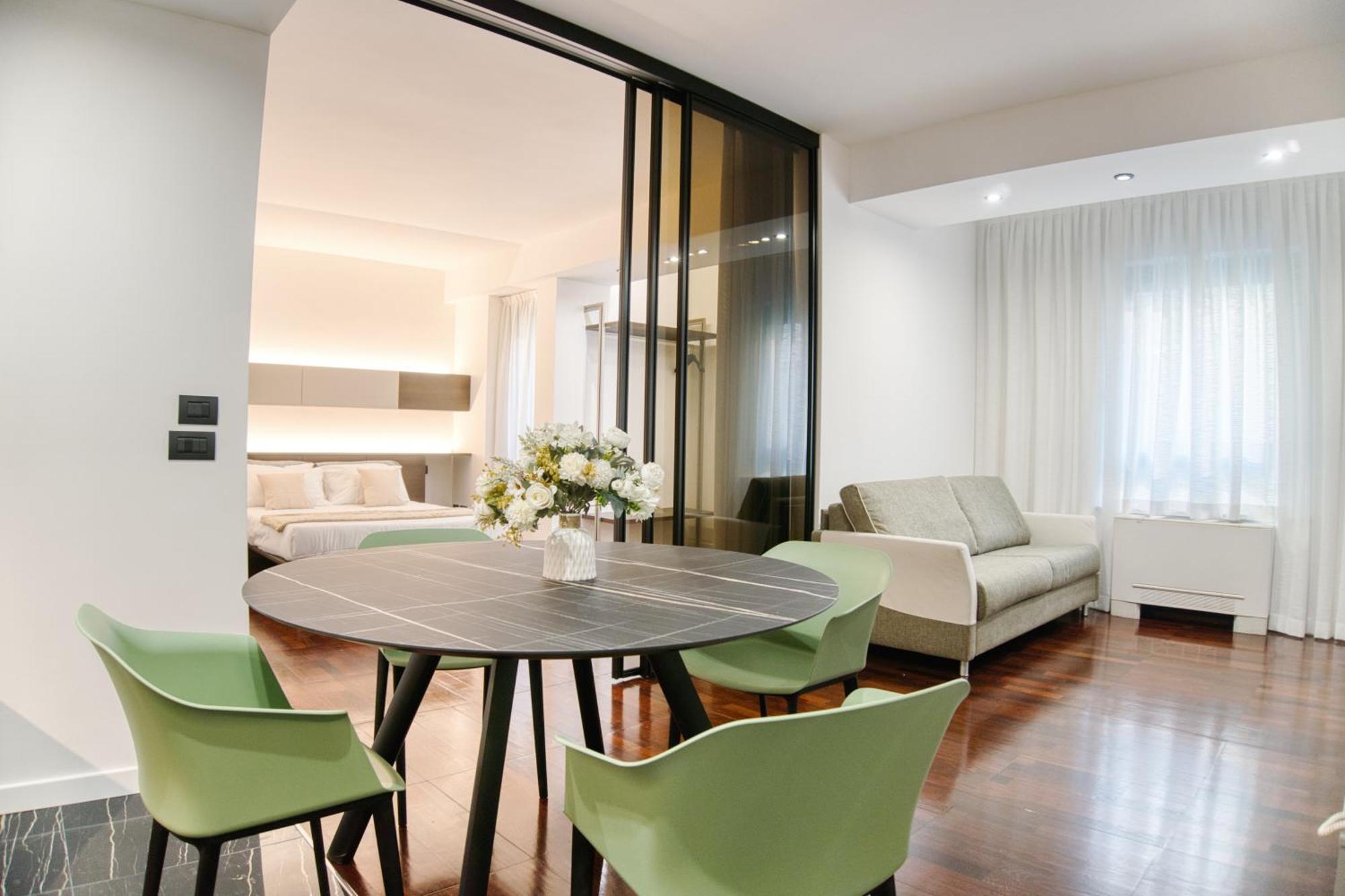 Duomo Lux - Elite In The Heart Of Apartment