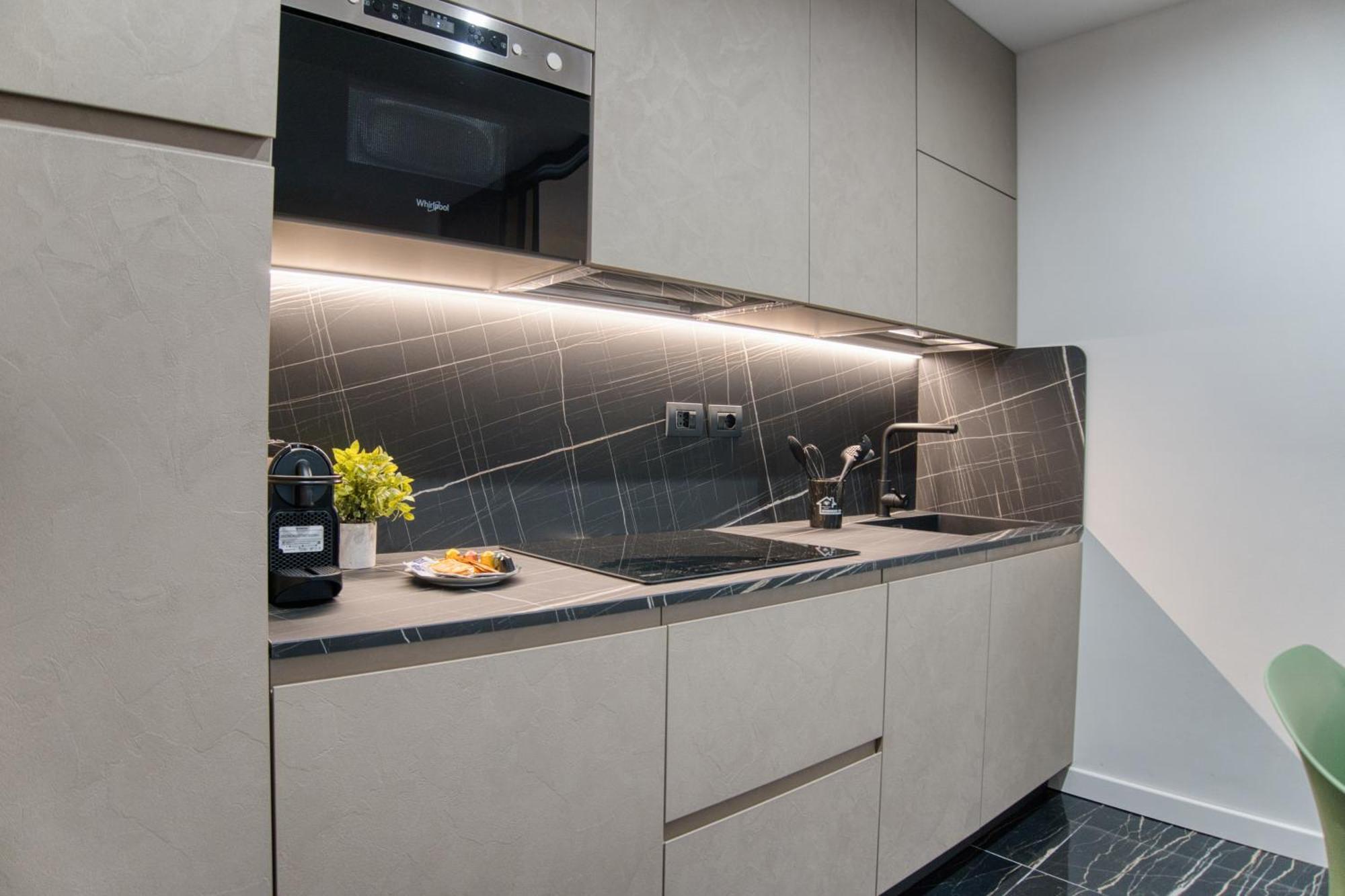 Duomo Lux - Elite In The Heart Of *